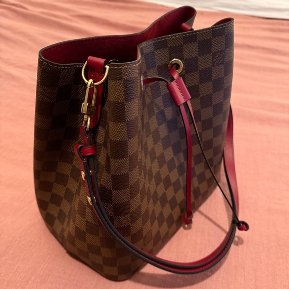 Louis Vuitton Handbags - Louis Vuitton Damier Ebene Neonoe MM Cherry Berry Bag